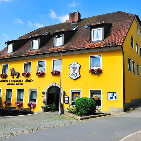 Landgasthof Zum Goldenen Loewen 모오스바흐 외부 사진