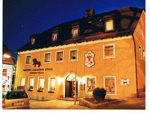 Landgasthof Zum Goldenen Loewen 모오스바흐 외부 사진